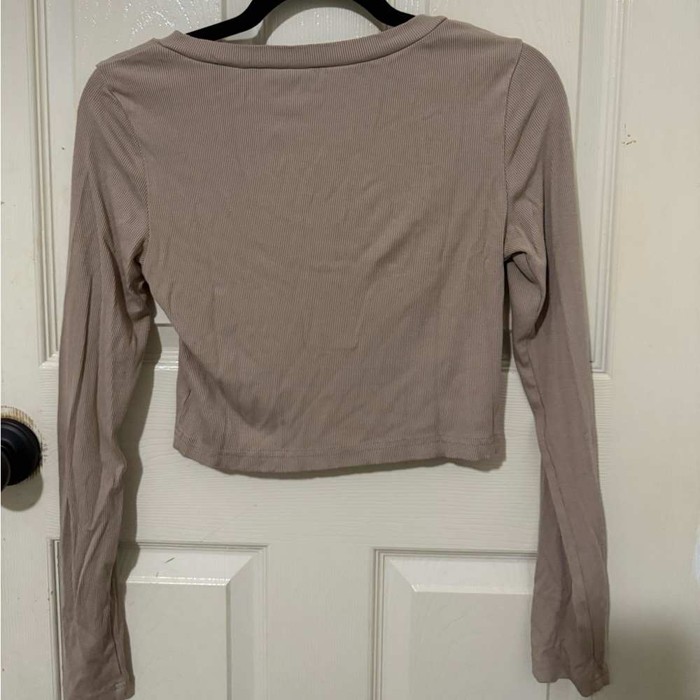 Shein Taupe Ribbed Cropped Henley Long Sleeve Top | Size M - Picture 7 of 8